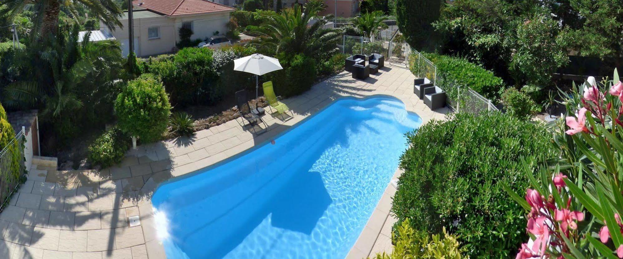 Au Reveil Des Cigales Saint Aygulf Exterior foto